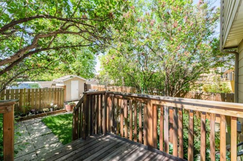 144 Midbend Place Se, Calgary, AB 