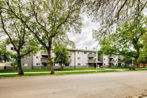 305-10838 108 Street Nw, Edmonton, AB 