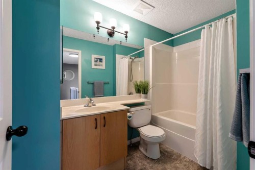 19 Drake Landing Way, Okotoks, AB 