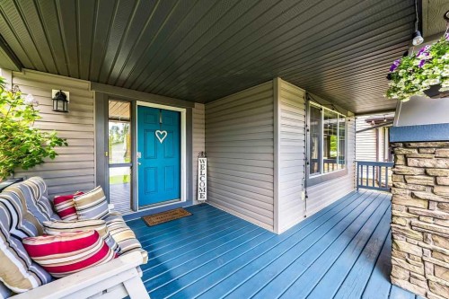 19 Drake Landing Way, Okotoks, AB 