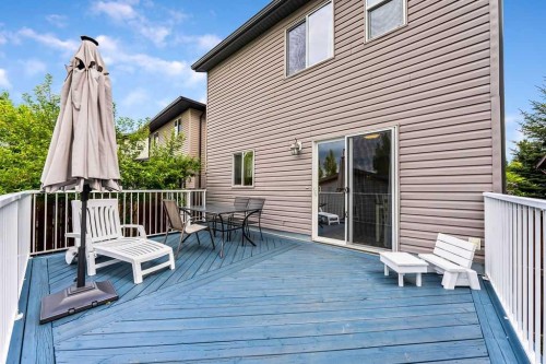 19 Drake Landing Way, Okotoks, AB 