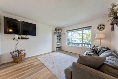 19 Drake Landing Way, Okotoks, AB 