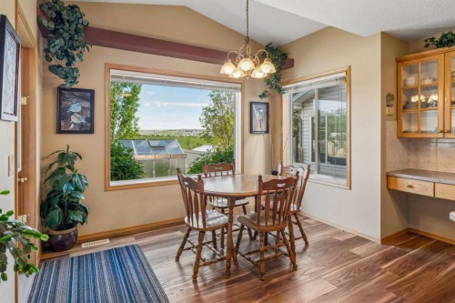 132 Hidden Ranch Crescent Nw, Calgary, AB 