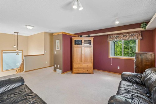 132 Hidden Ranch Crescent Nw, Calgary, AB 
