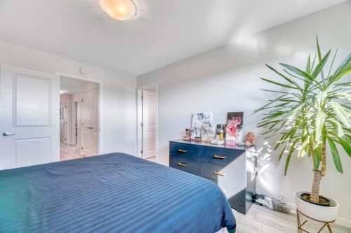 836 Seton Circle Se, Calgary, AB 