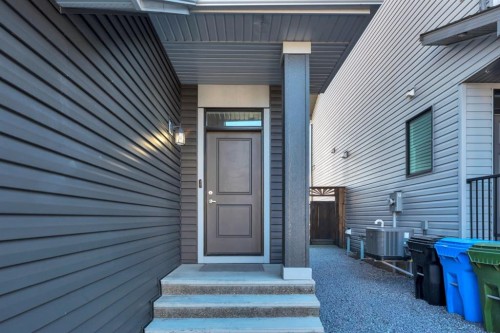 836 Seton Circle Se, Calgary, AB 