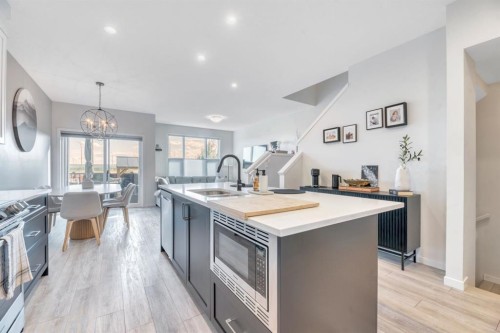 836 Seton Circle Se, Calgary, AB 