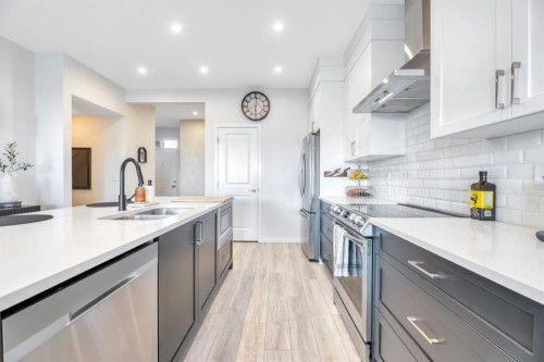 836 Seton Circle Se, Calgary, AB 