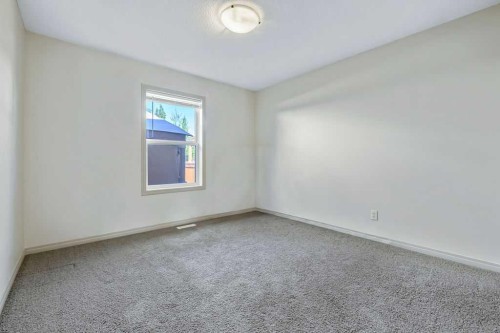 1013 3Rd Avenue Sw, Diamond Valley, AB 