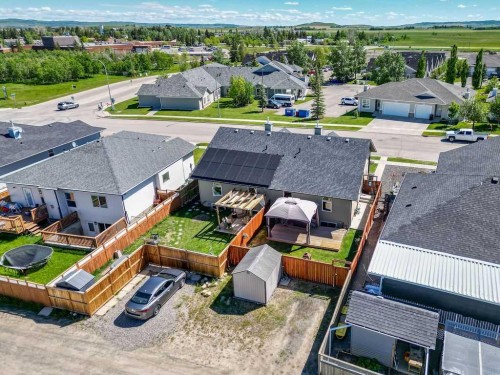 1013 3Rd Avenue Sw, Diamond Valley, AB 