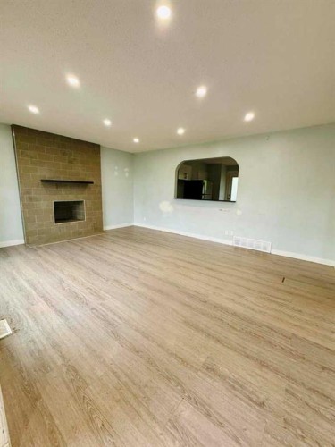 4968 Marcombe Road Ne, Calgary, AB 