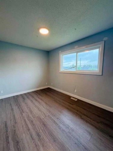 4968 Marcombe Road Ne, Calgary, AB 
