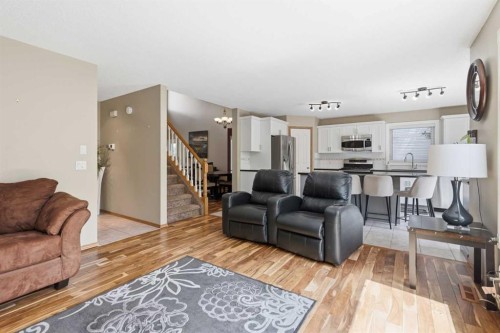 142 Riverview Circle Se, Calgary, AB 
