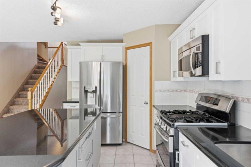 142 Riverview Circle Se, Calgary, AB 