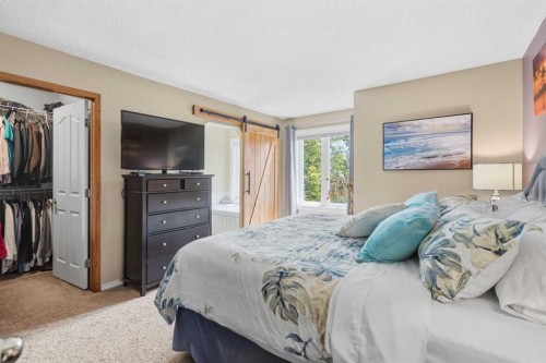 142 Riverview Circle Se, Calgary, AB 