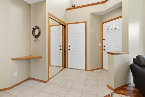 142 Riverview Circle Se, Calgary, AB 