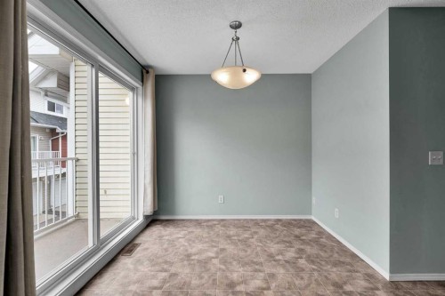 207 Mckenzie Towne Gate Se, Calgary, AB 
