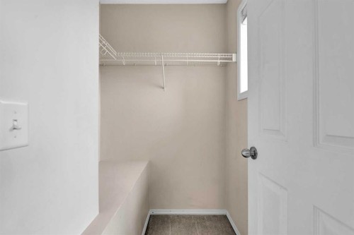 207 Mckenzie Towne Gate Se, Calgary, AB 