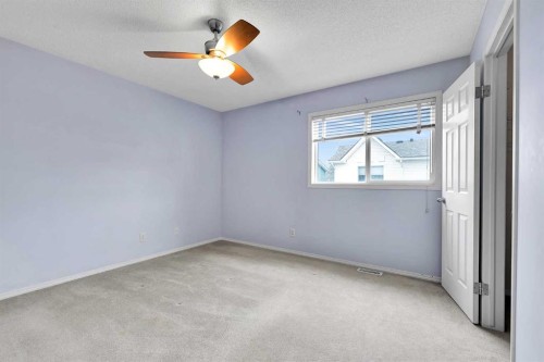 207 Mckenzie Towne Gate Se, Calgary, AB 