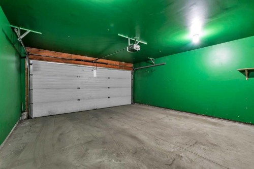 207 Mckenzie Towne Gate Se, Calgary, AB 