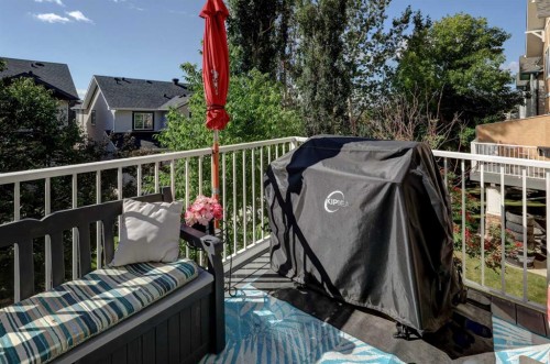 35 Hidden Creek Rise Nw, Calgary, AB 