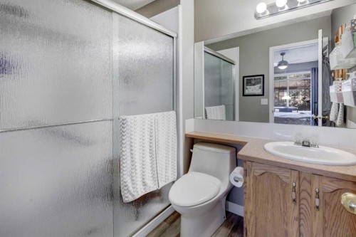 35 Hidden Creek Rise Nw, Calgary, AB 
