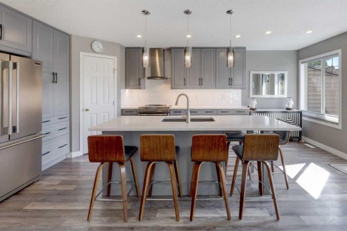 35 Hidden Creek Rise Nw, Calgary, AB 