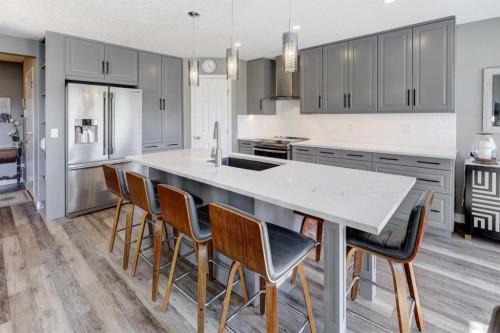 35 Hidden Creek Rise Nw, Calgary, AB 