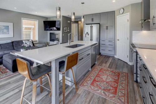 35 Hidden Creek Rise Nw, Calgary, AB 