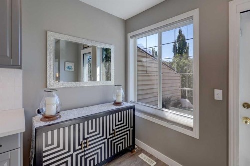 35 Hidden Creek Rise Nw, Calgary, AB 