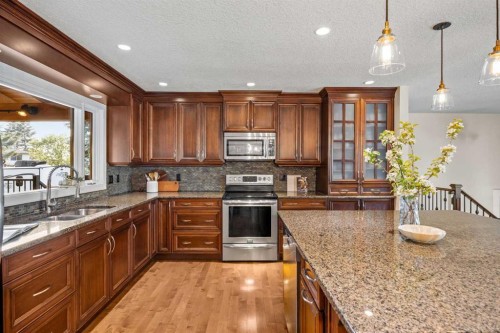 111 Silvergrove Green Nw, Calgary, AB 