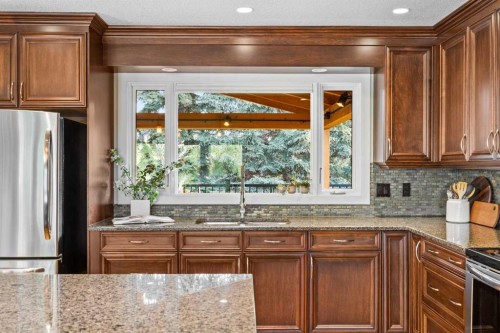 111 Silvergrove Green Nw, Calgary, AB 