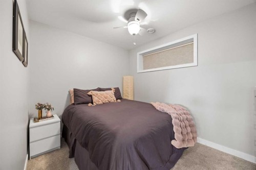 111 Silvergrove Green Nw, Calgary, AB 