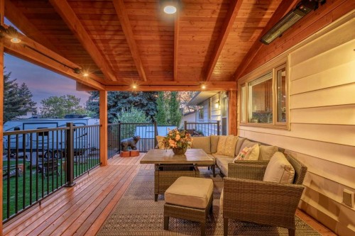 111 Silvergrove Green Nw, Calgary, AB 