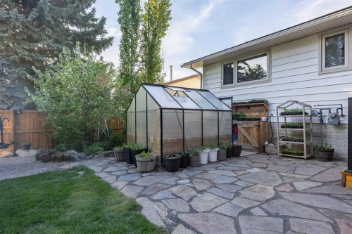 111 Silvergrove Green Nw, Calgary, AB 