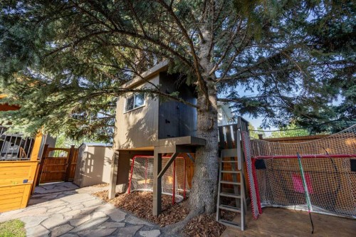 111 Silvergrove Green Nw, Calgary, AB 