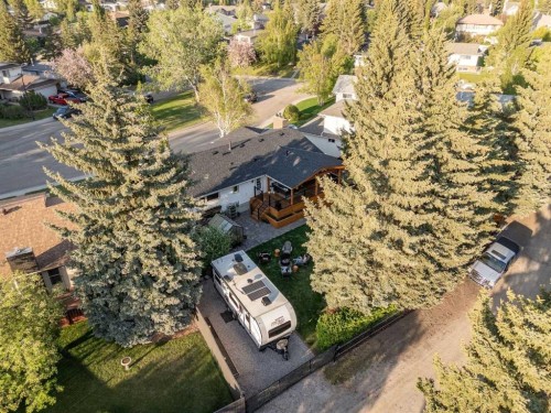 111 Silvergrove Green Nw, Calgary, AB 