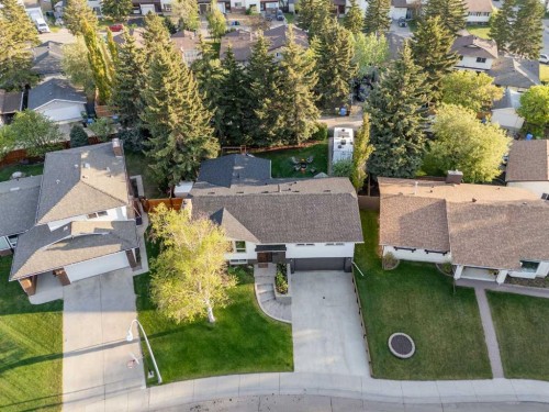 111 Silvergrove Green Nw, Calgary, AB 