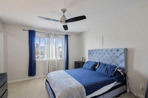 69 Auburn Crest Lane Se, Calgary, AB 