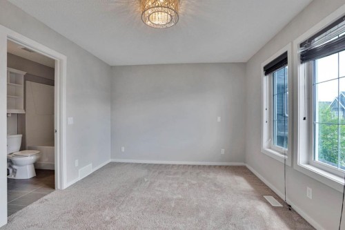 531 Evansborough Way Nw, Calgary, AB 