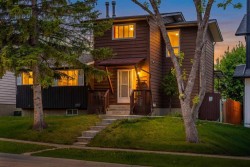 1455 Berkley Drive NW Calgary, AB T3K 1T6