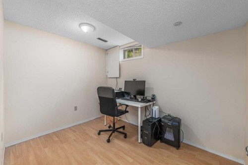 1455 Berkley Drive Nw, Calgary, AB 