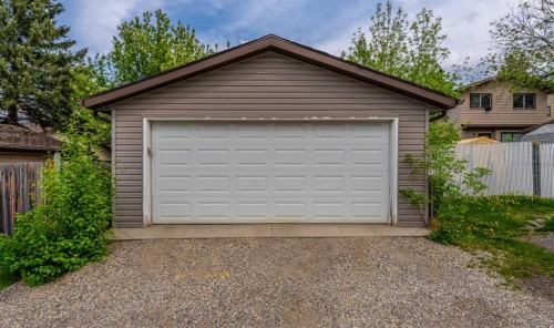 1455 Berkley Drive Nw, Calgary, AB 