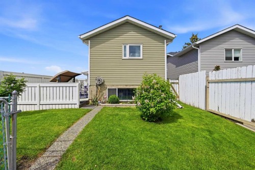 45 Taradale Close Ne, Calgary, AB 