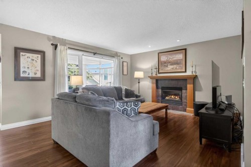 210 Douglas Ridge Place Se, Calgary, AB 