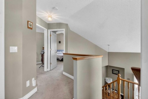 210 Douglas Ridge Place Se, Calgary, AB 