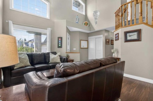 210 Douglas Ridge Place Se, Calgary, AB 