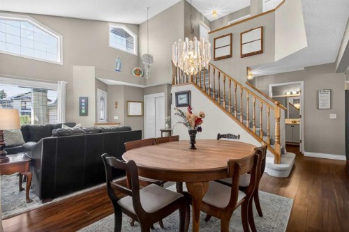210 Douglas Ridge Place Se, Calgary, AB 