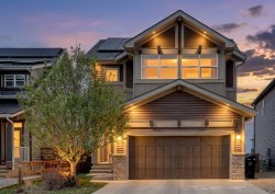 468 Livingston View NE Calgary, AB T3P 0Z7