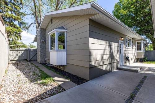 10731 Maplebend Drive Se, Calgary, AB 